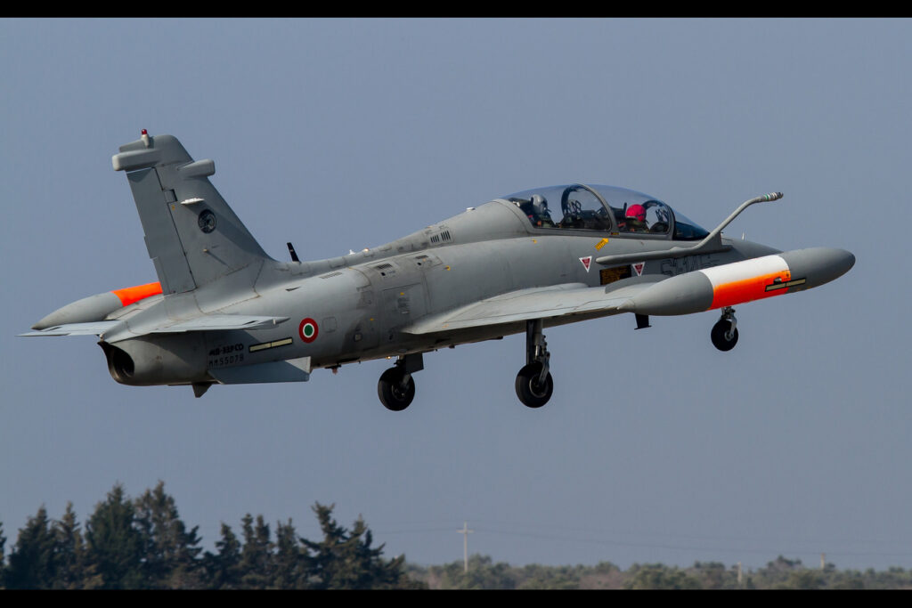 Aermacchi MB339 C/D