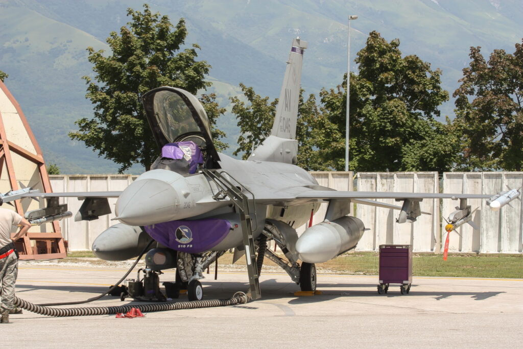 General Dynamics F-16C Block 40E  &quot;Fighting Falcon&quot; United States - US Air Force (USAF)