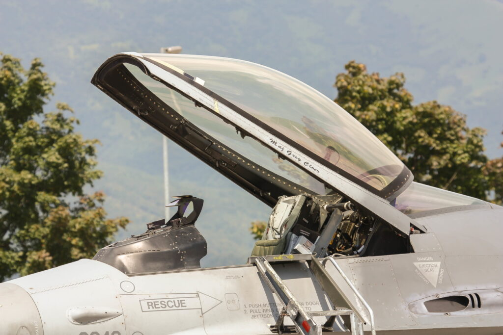 General Dynamics F-16C Block 40E  &quot;Fighting Falcon&quot; United States - US Air Force (USAF)