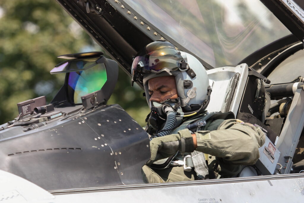 General Dynamics F-16C Block 40E  &quot;Fighting Falcon&quot; United States - US Air Force (USAF)