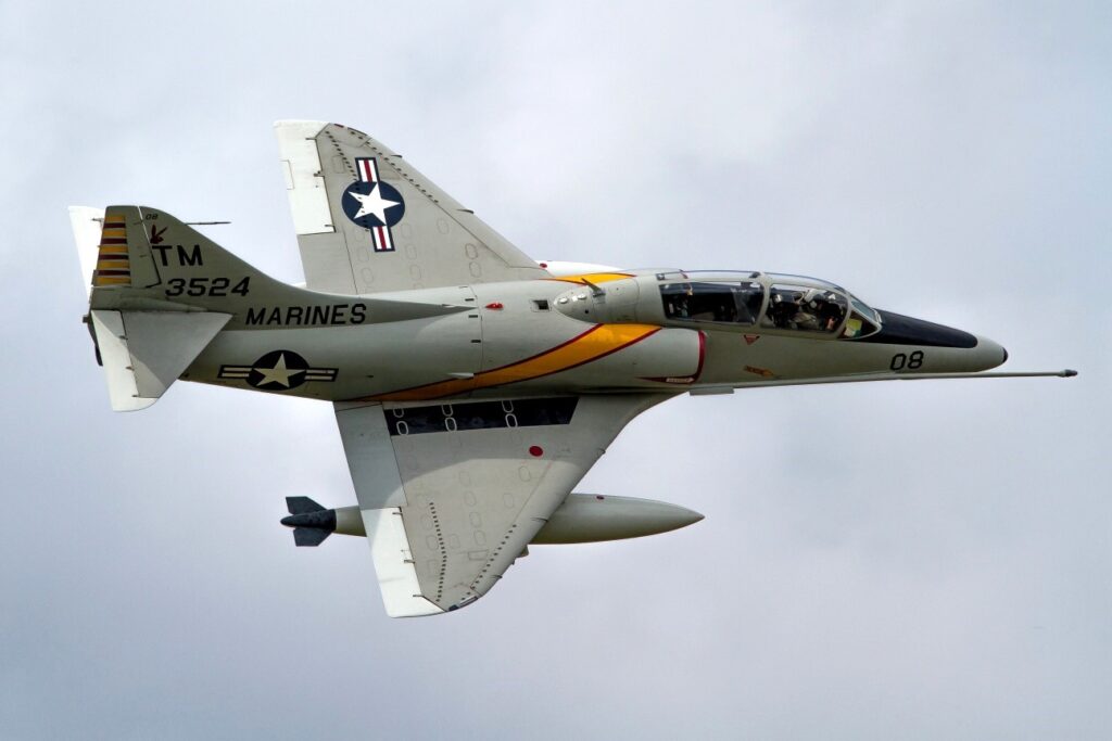 Douglas TA-4J &quot;Skyhawk&quot; United States - US Marine Corps (USMC)