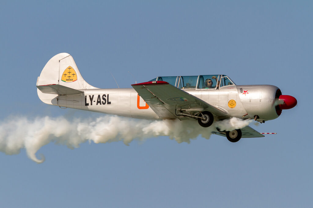 Yakovlev Yak-50-52 &quot;Yak Italia&quot;