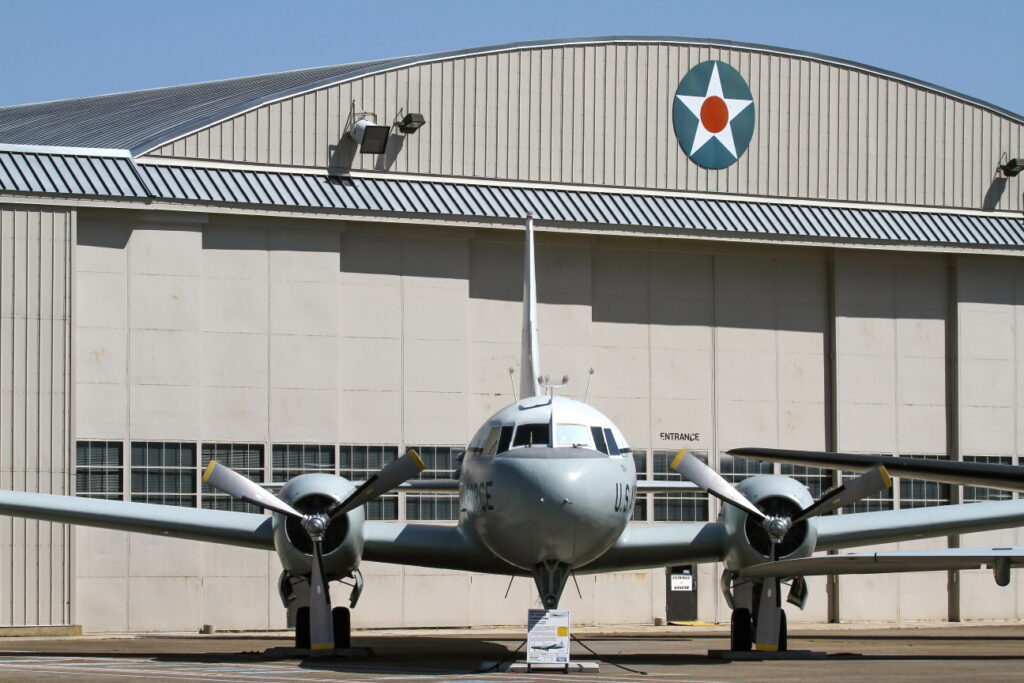 Douglas C-54M Skymaster