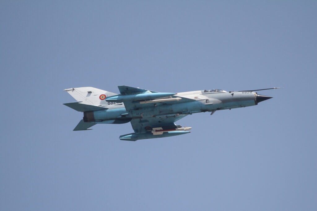 Mikoyan-Gurevich MiG-21MF &quot; Lancer &quot; Romania Air Force