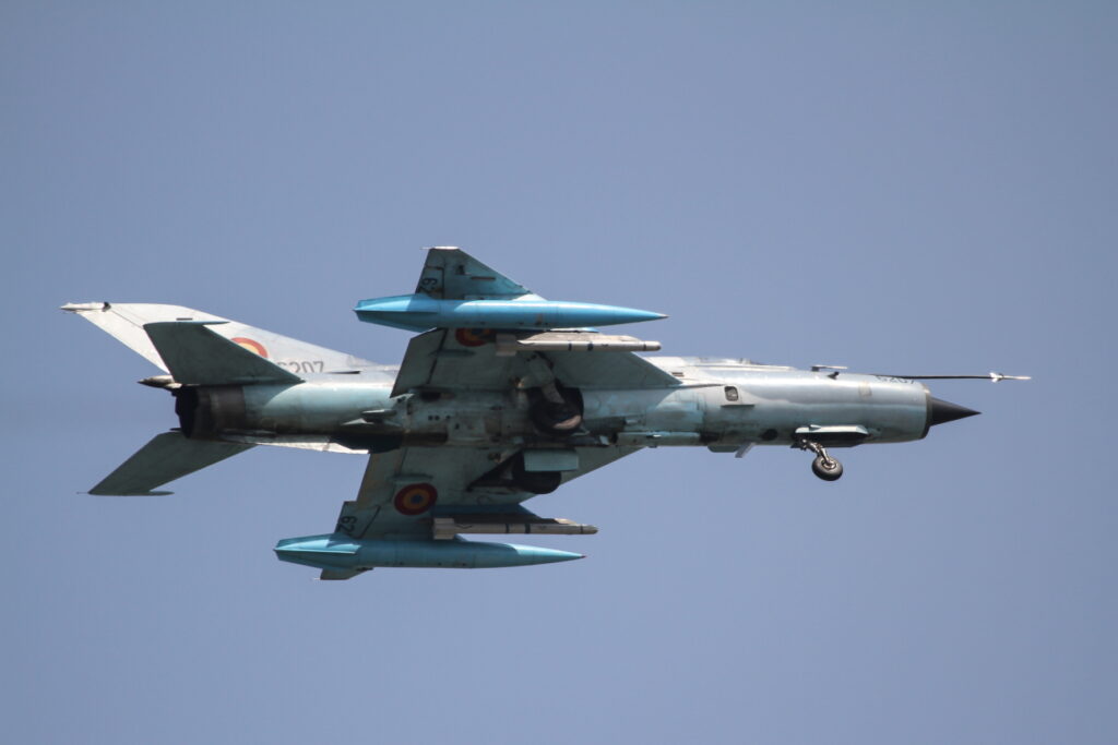 Mikoyan-Gurevich MiG-21MF &quot; Lancer &quot; Romania Air Force