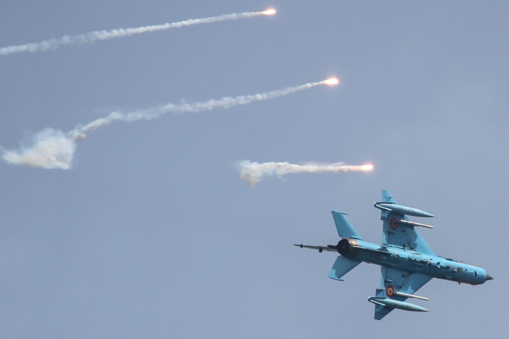 Mikoyan-Gurevich MiG-21MF &quot; Lancer &quot; Romania Air Force