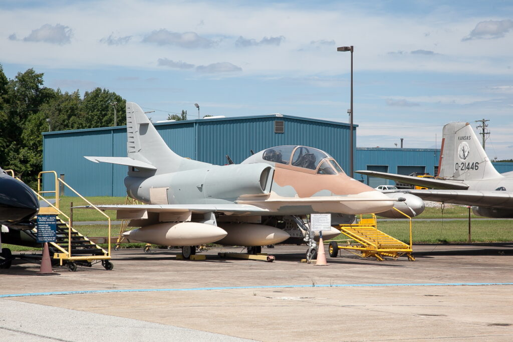 Douglas TA-4J &quot;Skyhawk&quot;