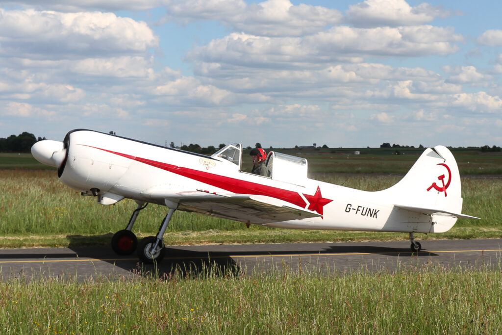 Yakovlev Yak-50 Private