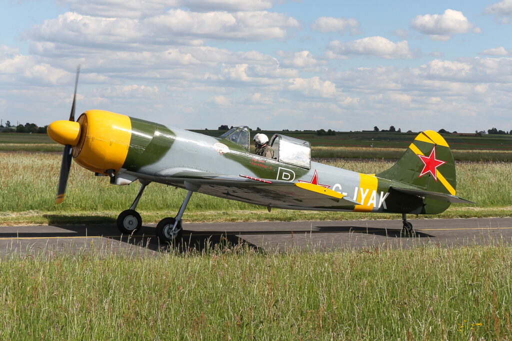 Yakovlev Yak-50 Private
