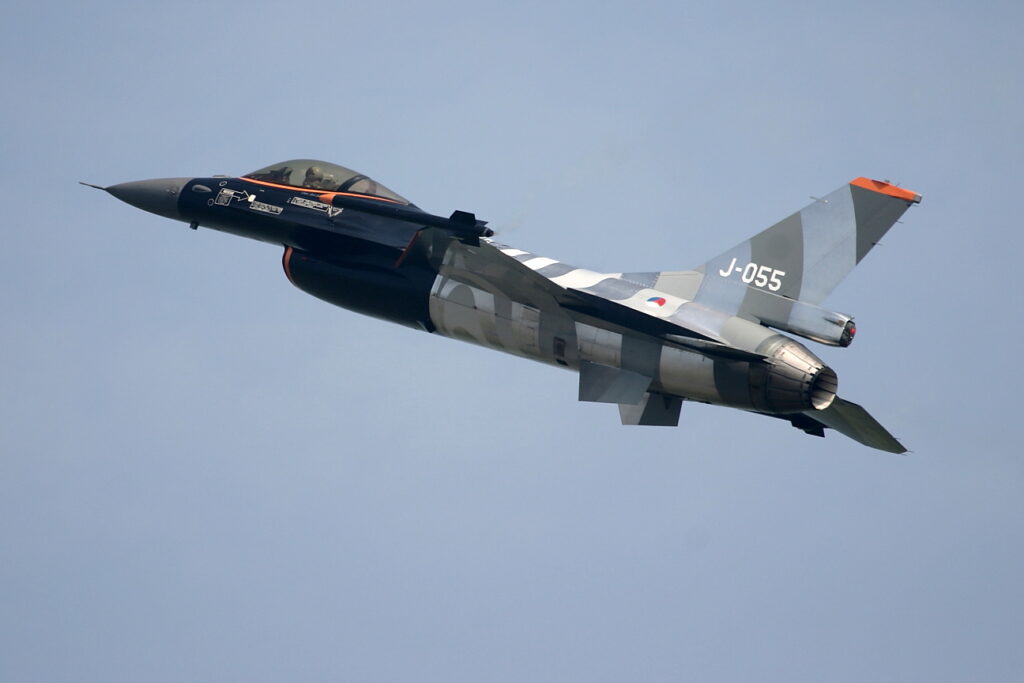 General Dynamics F-16AM &quot;Fighting Falcon&quot; Netherlands - Royal Air Force