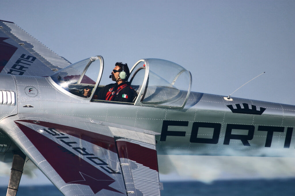 Yakovlev Yak-50/52 &quot; Pattuglia Yak Italia Private
