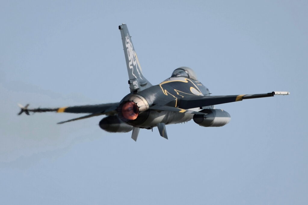General Dynamics F-16A &quot;Fighting Falcon&quot; Italy - Air Force