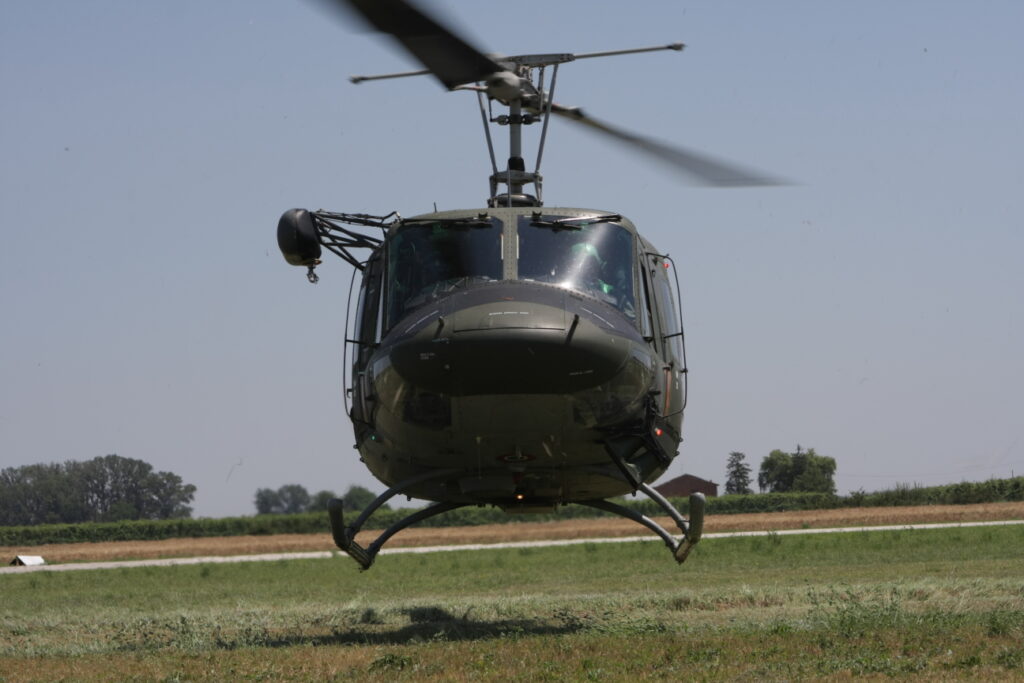 Agusta-Bell AB-205A-1  Italy - Army