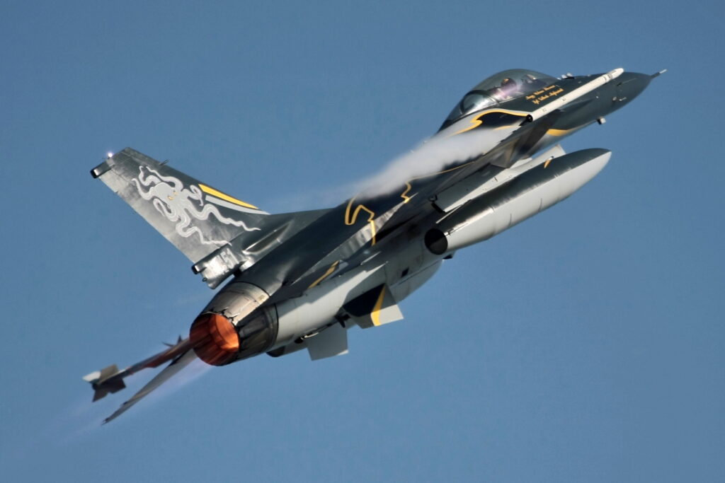 General Dynamics F-16A &quot;Fighting Falcon&quot; Italy - Air Force