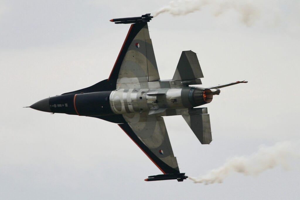 General Dynamics F-16AM &quot;Fighting Falcon&quot; Netherlands - Royal Air Force