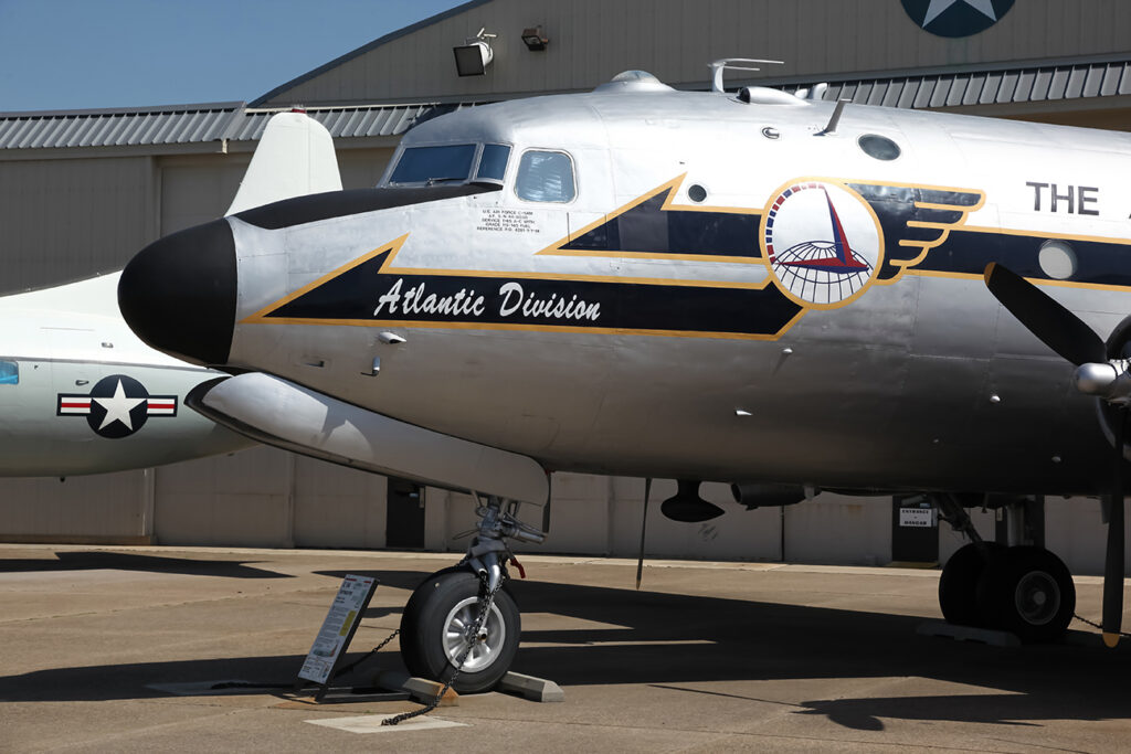 Douglas C-54M Skymaster