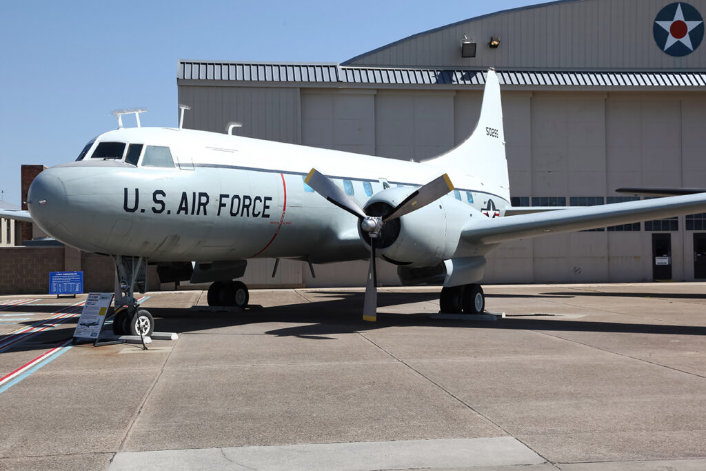 Douglas C-54M Skymaster
