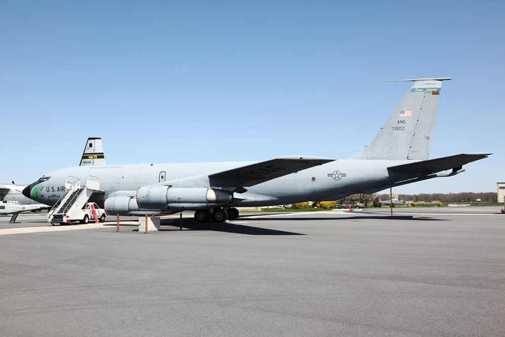 Boeing KC-135E Stratotanker