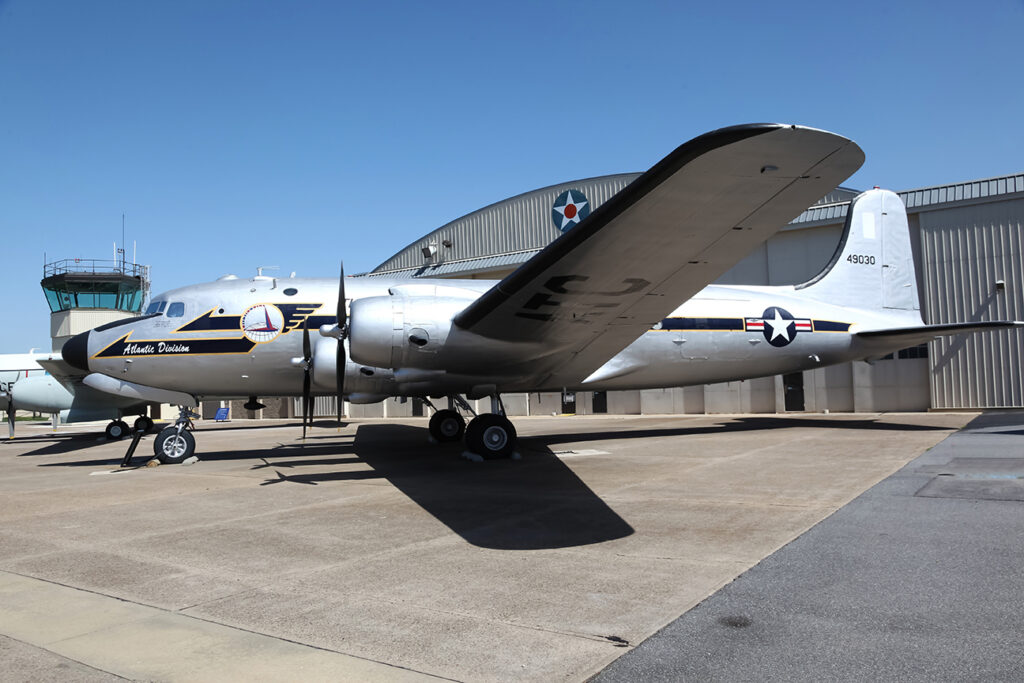 Douglas C-54M Skymaster