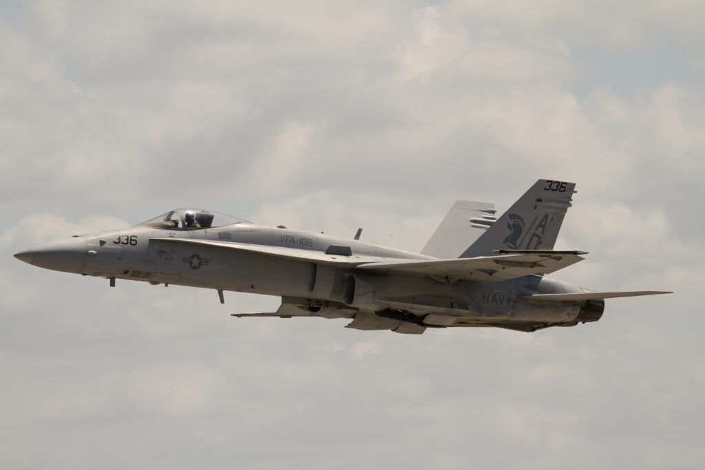 McDonnell Douglas F/A-18C &quot;Hornet&quot;  United States - US Navy (USN)