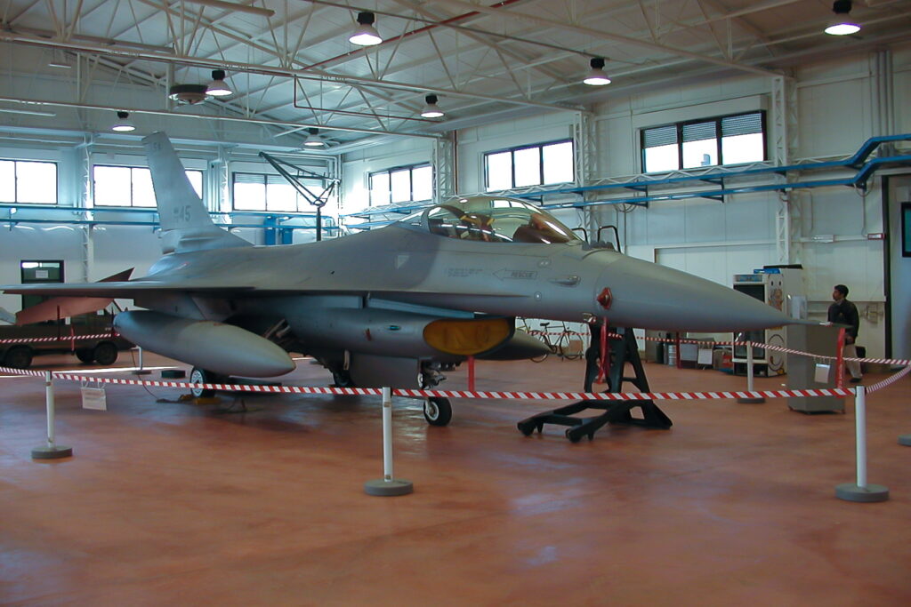 General Dynamics F-16A Block 15P ADF Italy - Air Force