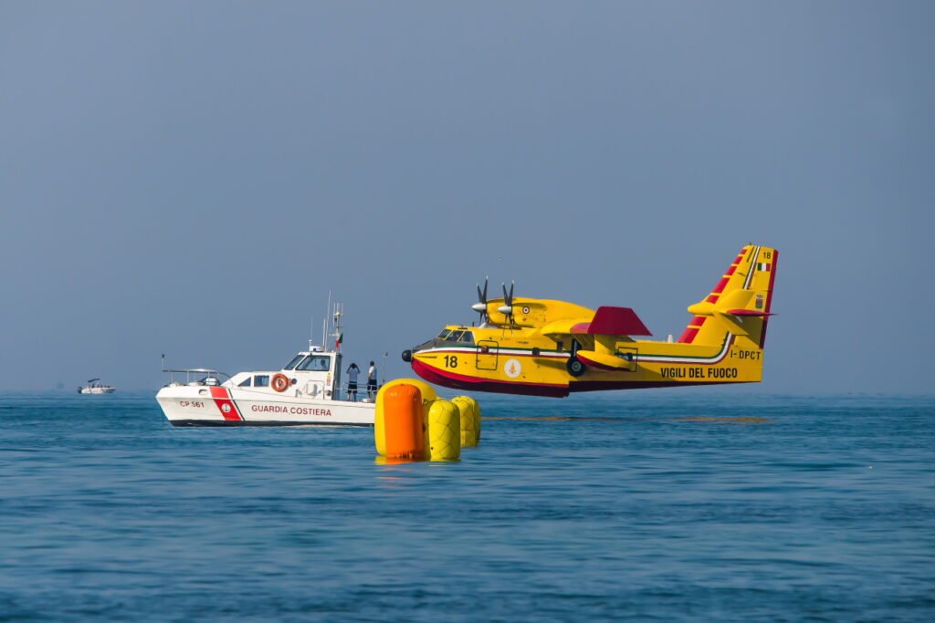 Canadair CL-415  Italy - Vigili del Fuoco