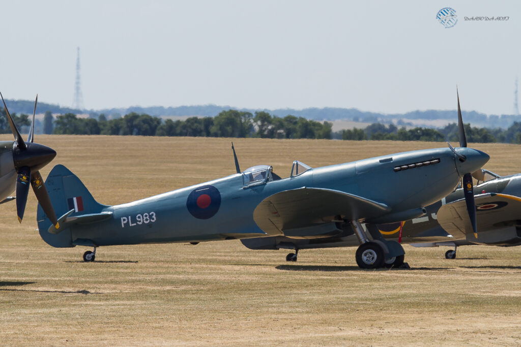 Spitfire PR.XI PL983 Aircraft Restoration Co.