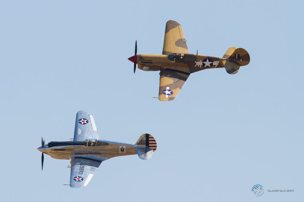 Curtiss P40F &quot;Warhawk&quot; Flying Legends