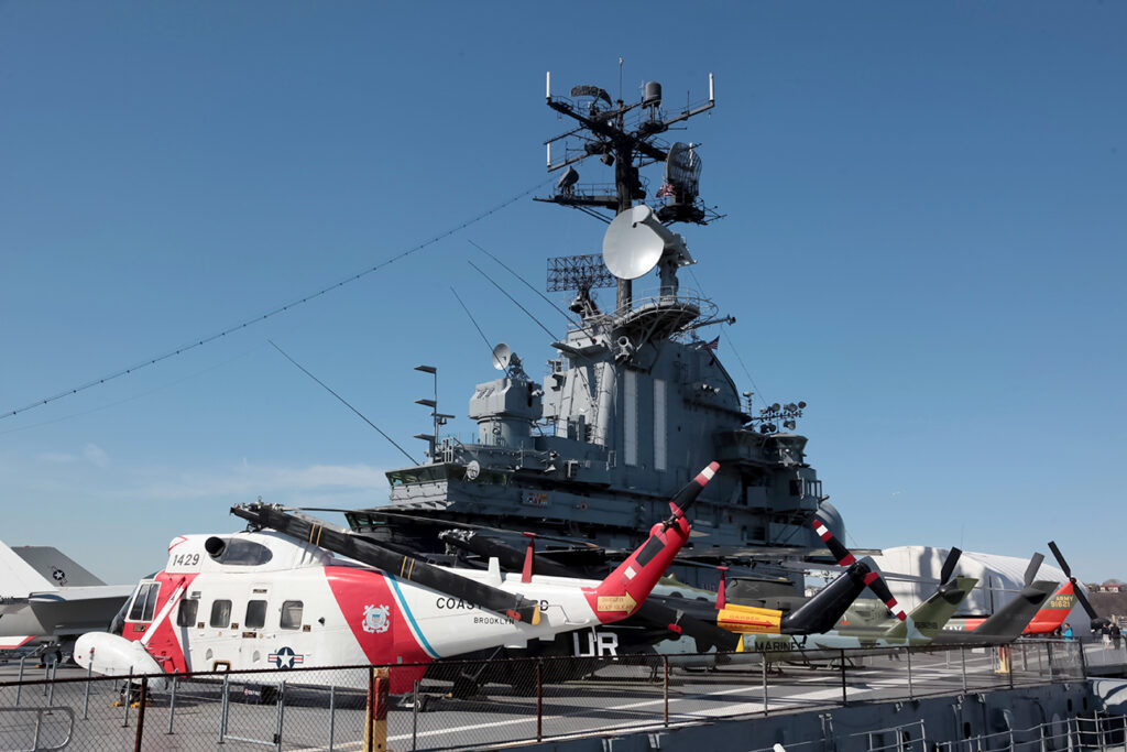 The Intrepid &#039;s flight deck