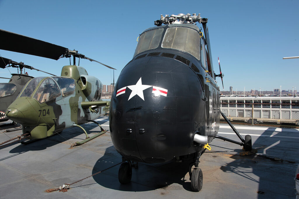 Sikorsky H-19C &quot;Chickasaw&quot; United States - US Coast Guard (USCG)