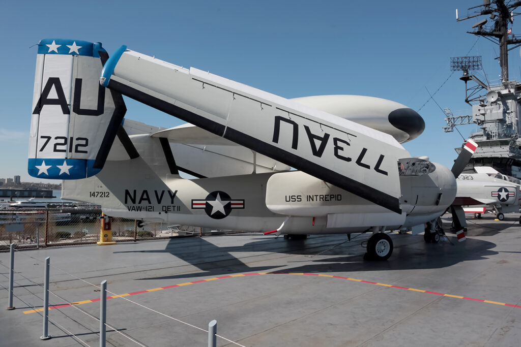 Grumman E-1B &quot;Tracer&quot; United States - US Navy (USN)