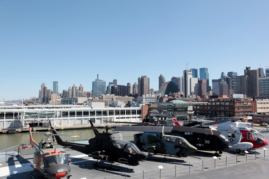 The Intrepid &#039;s flight deck