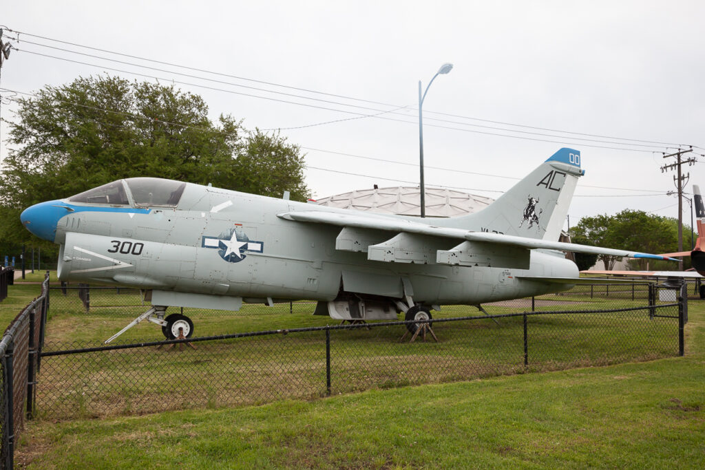 LTV A-7E Corsair II  United States - US Navy (USN)
