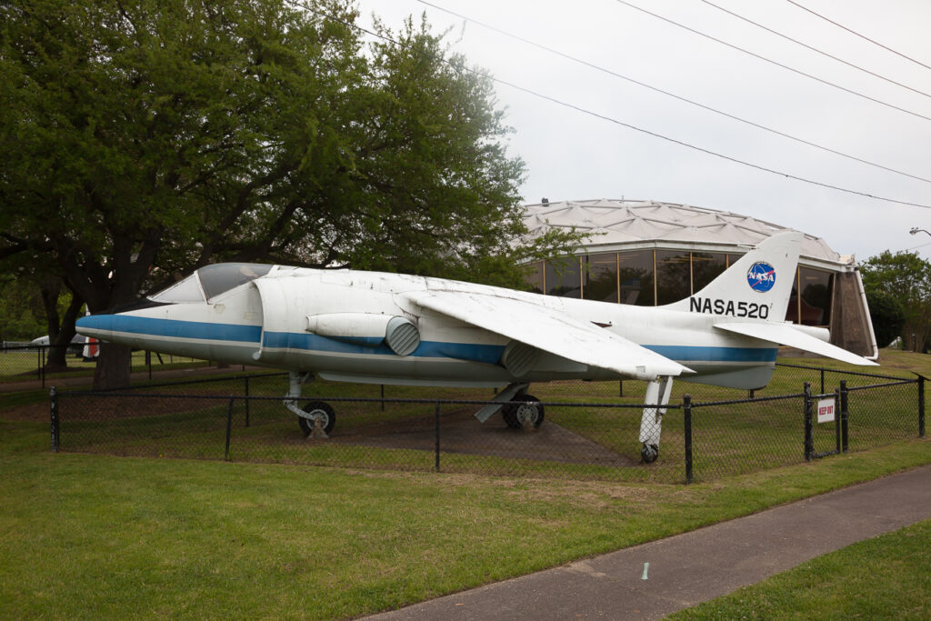 Hawker P.1127 Nasa 520