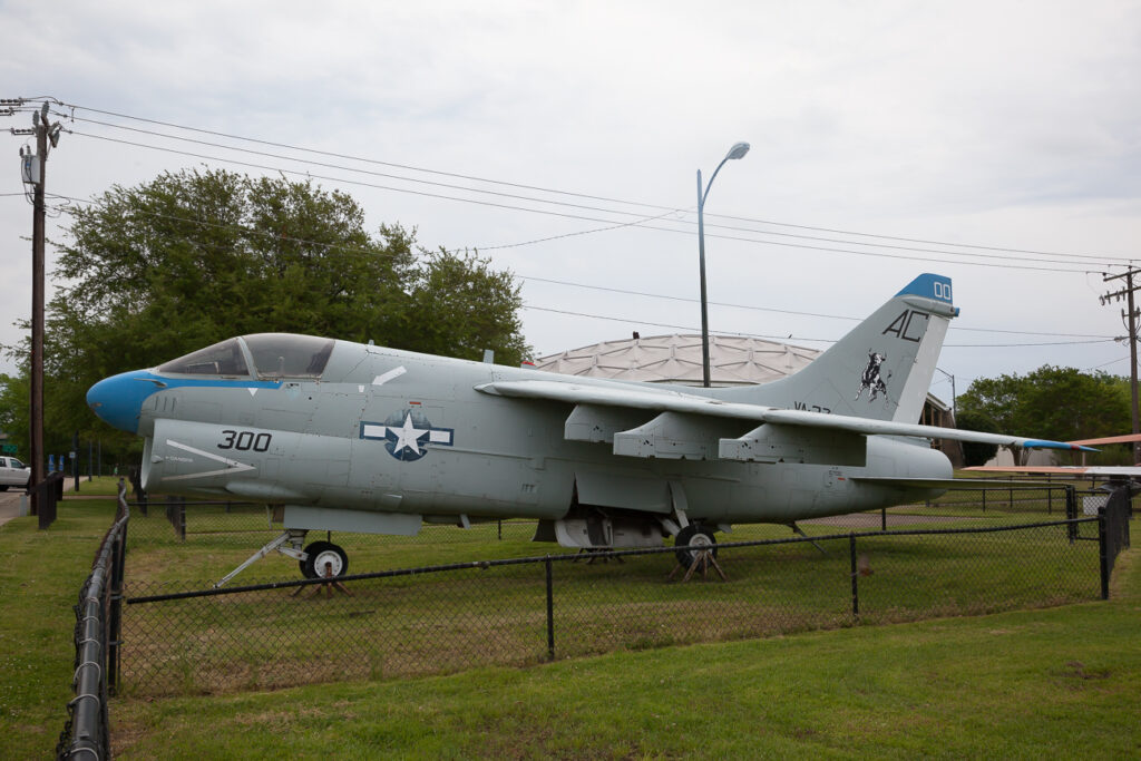 LTV A-7E Corsair II  United States - US Navy (USN)