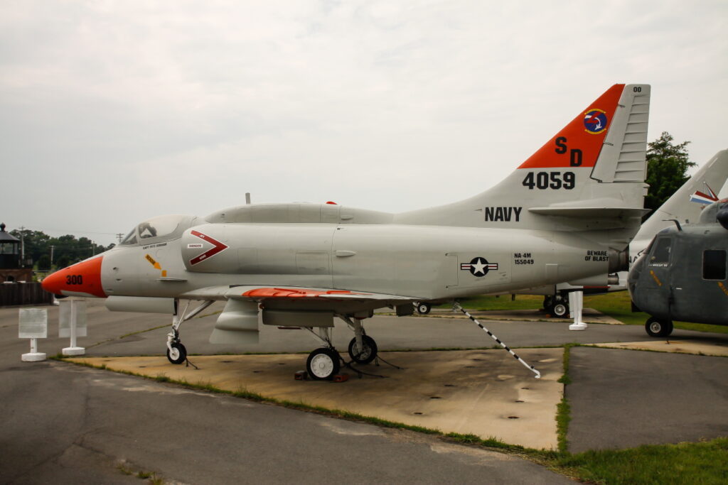 McDonnell Douglas NA4M &quot; Skyhawk&quot; United States - US Navy (USN)