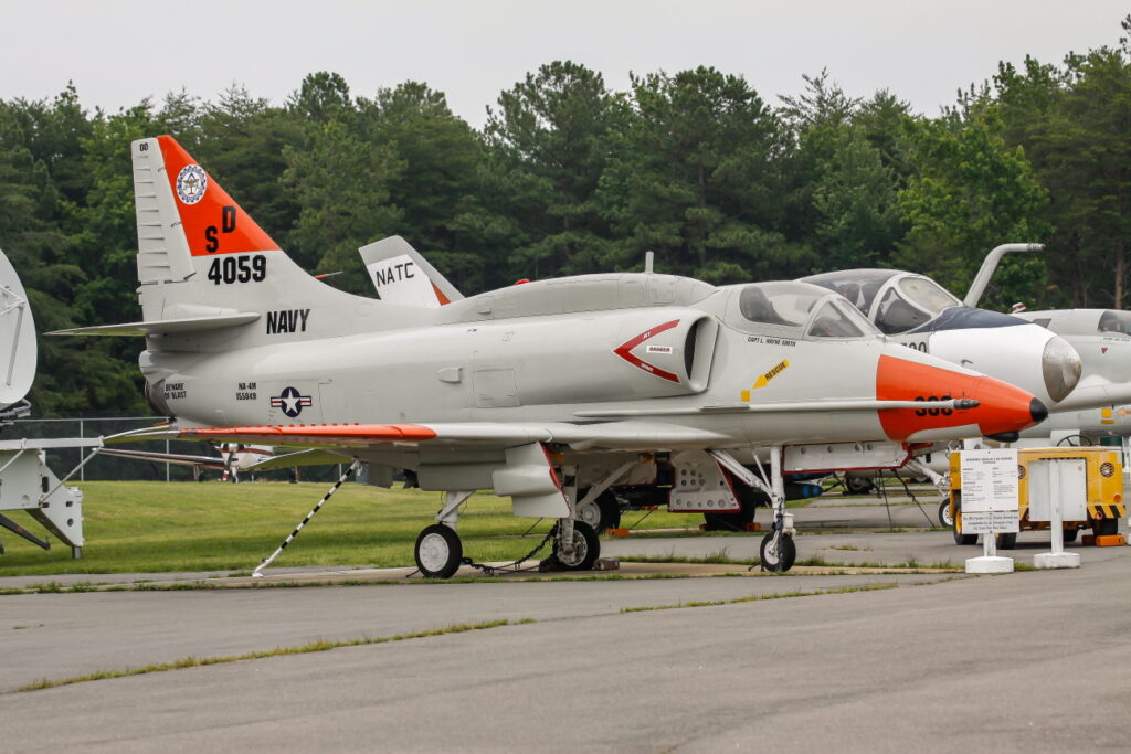 McDonnell Douglas NA4M &quot; Skyhawk&quot; United States - US Navy (USN)