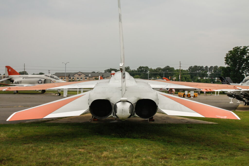 North American RA-5C &quot;Vigilante&quot;  United States - US Navy (USN)