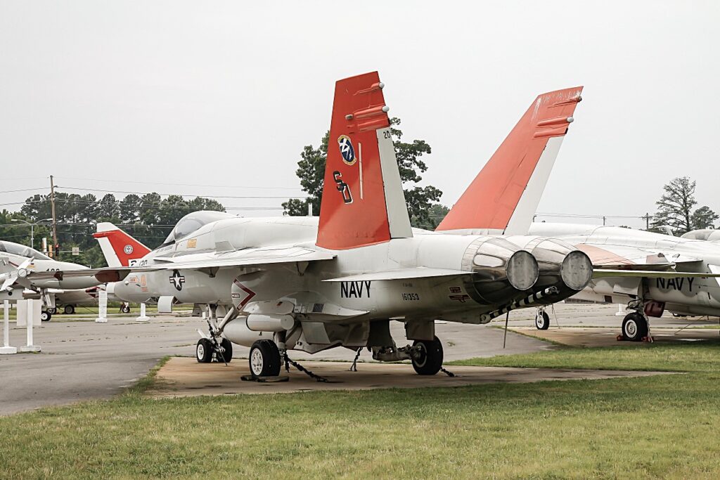 McDonnell Douglas F/A-18A &quot;Hornet&quot; United States - US Navy (USN)