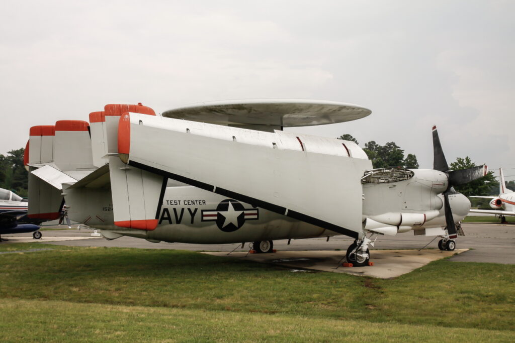 Grumman E-2B &quot;Hawkeye&quot;  United States - US Navy (USN)