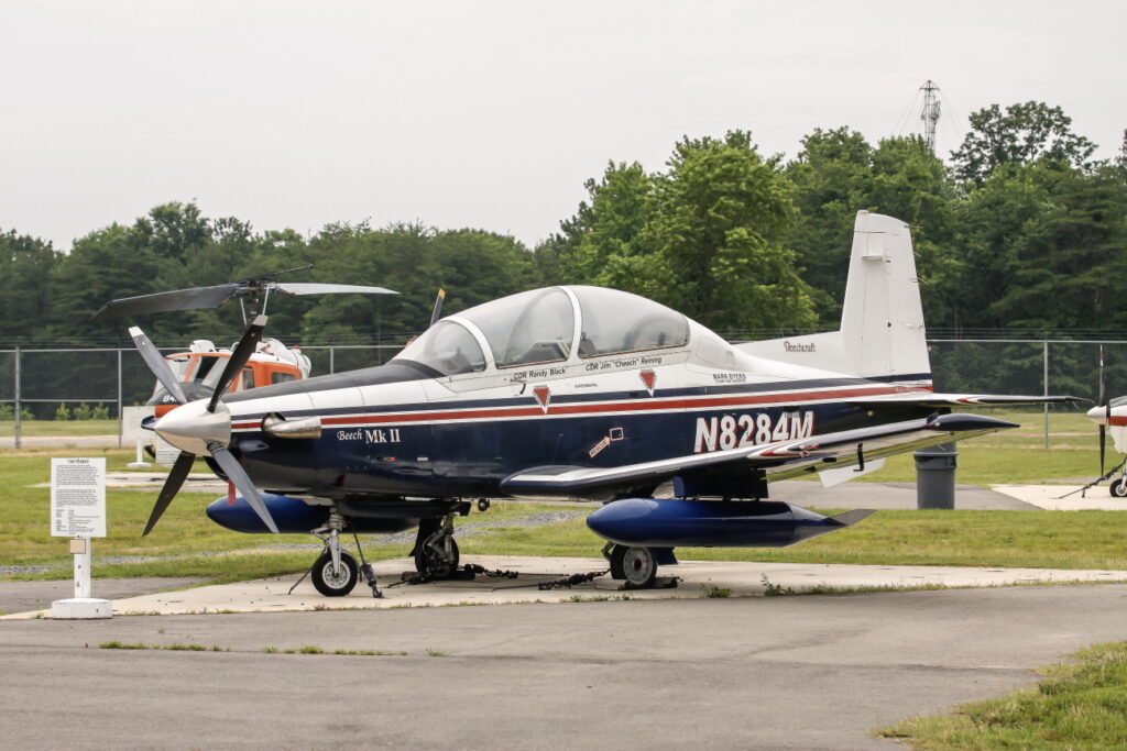 Raytheon T-6A Texan II Private