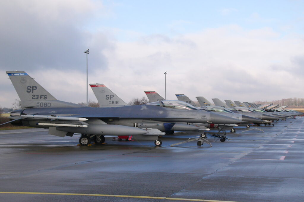 General Dynamics F-16Cj Block 50 B &quot;Fighting Falcon&quot; 22nd Fighter Squadron     United States - US Air Force (USAF)