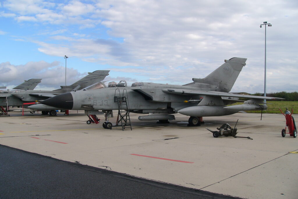 Panavia Tornado IDS  6° Stormo/154° Gruppo  Italy - Air Force