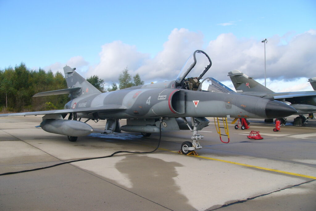 Dassault Super Étendard Flottille 17F France - Air Force