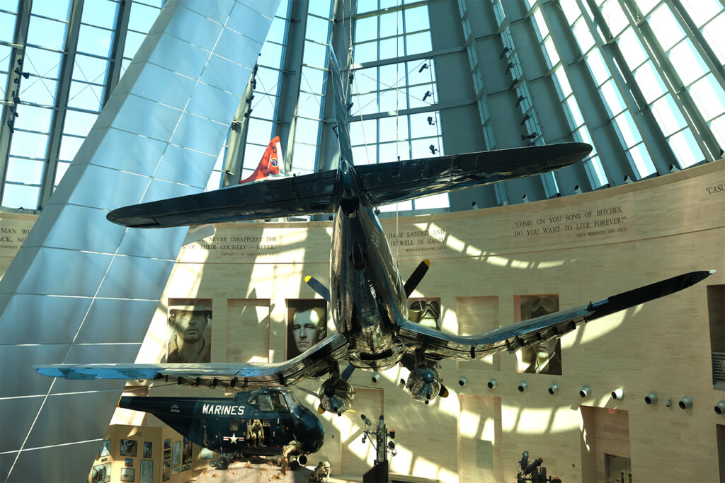 Chance Vought F4U-4 Corsair  United States - US Marine Corps (USMC)
