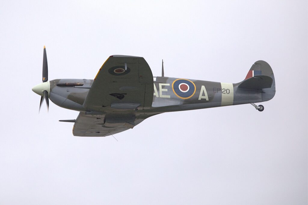 Spitfire LF Mk.Vb, EP120 G-LFVB - The Fighter Collection