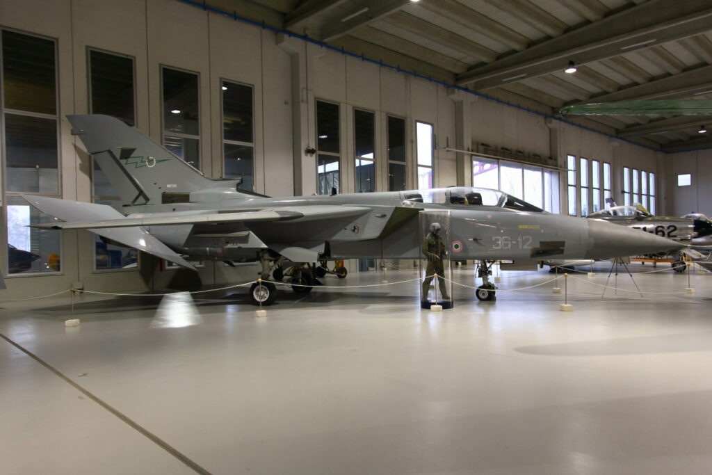 Panavia PA-200 Tornado F3 ADV 1974