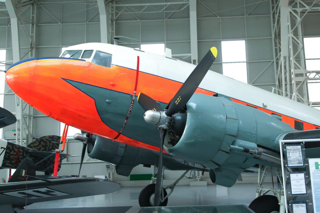 Douglas C-47DL Skytrain 1935