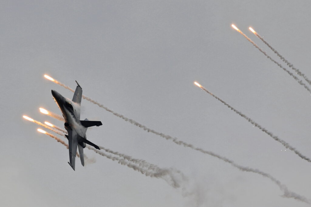 McDonnell Douglas F/A-18C &quot;Hornet&quot; Finland - Air Force