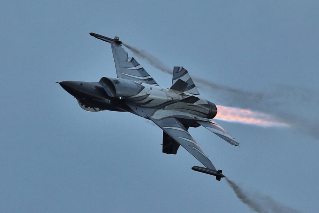 General Dynamics F-16AM “Dark Falcon”  Belgium - Air Force